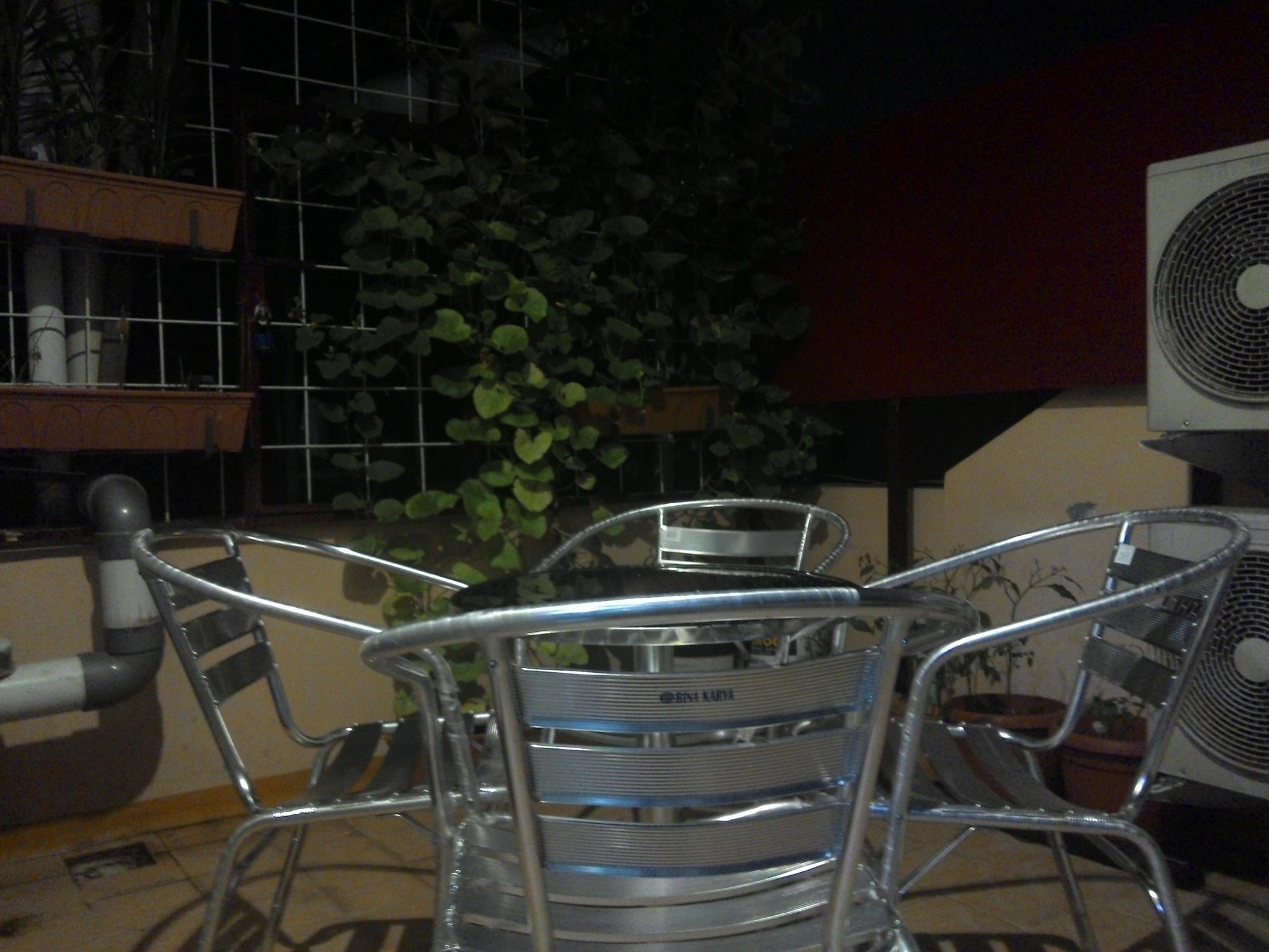 ג'קרטה Kantos Guest House מראה חיצוני תמונה